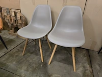2x eetkamerstoel eams grey zonder arm pp - afbeelding 1 van  3