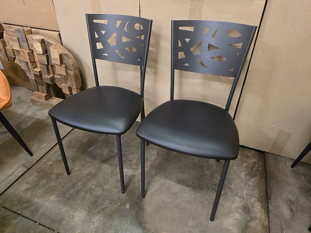2x eetkamerstoel metal black met pu zitkussen - afbeelding 1 van  3