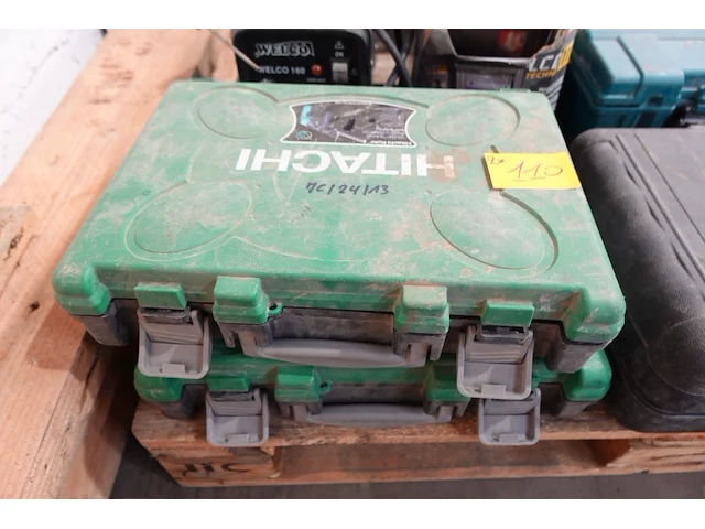 2x elek klopboormachine hitachi - afbeelding 1 van  3