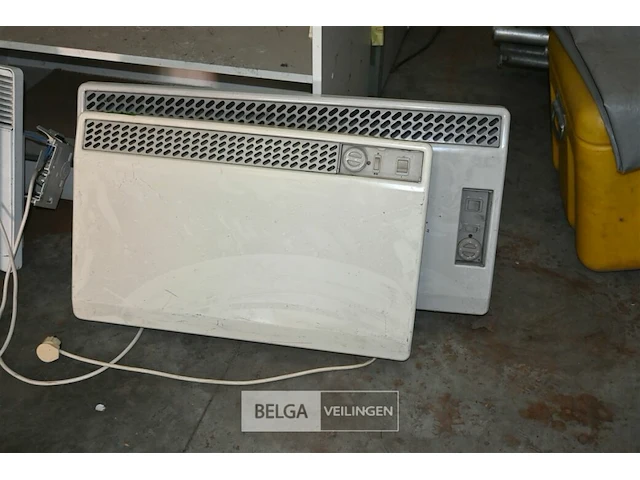 2x elektrische verwarming - afbeelding 1 van  5