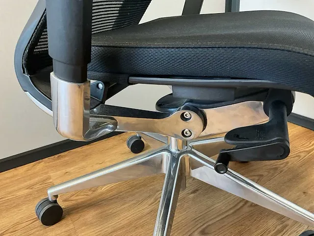 2x ergonomische bureaustoel - afbeelding 7 van  10
