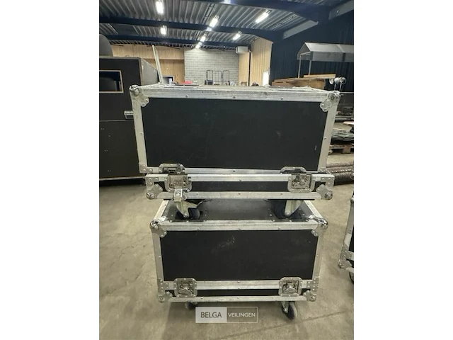 2x flightcase met verlichting - afbeelding 5 van  6