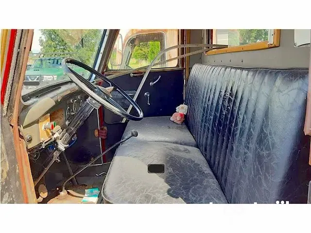 2x ford vintage truck 4l-v8 (project-basis) - afbeelding 6 van  11