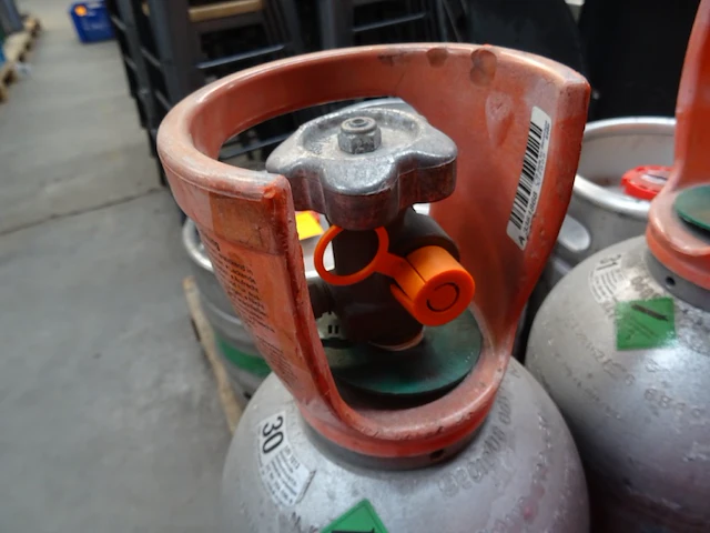 2x gasfles co2 - afbeelding 5 van  6