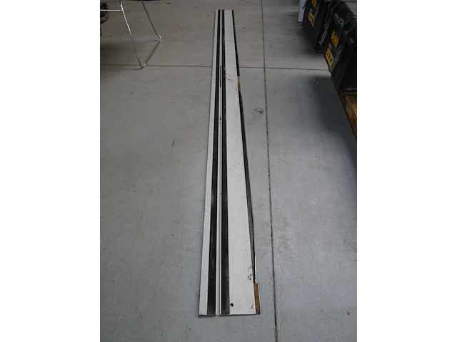 2x geleidingslat makita - afbeelding 4 van  5
