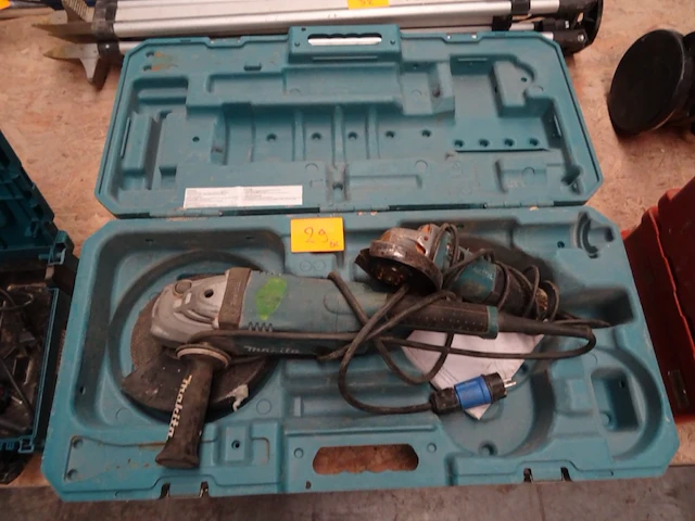 2x haakseslijper makita - afbeelding 1 van  7
