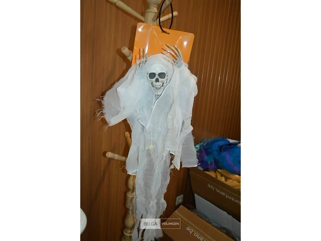 2x halloween deco skelet met licht - afbeelding 1 van  4