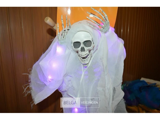 2x halloween deco skelet met licht - afbeelding 3 van  4