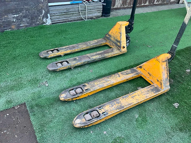 2x hand hydraulische palletwagen - afbeelding 3 van  5