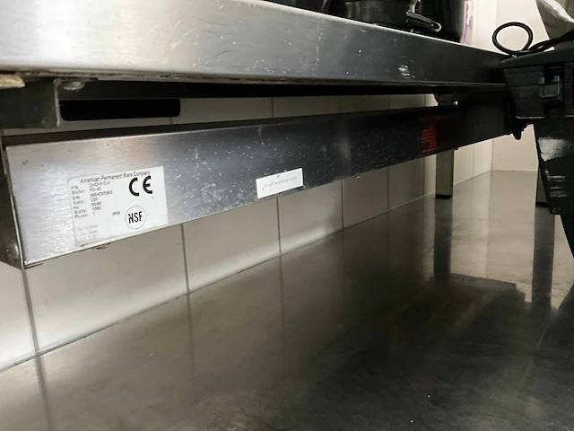 2x hittelamp apw wyott - afbeelding 5 van  7