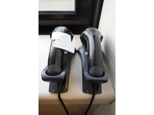 2x honeywell voyager 1202g usb 1d barcode scanner - afbeelding 2 van  2