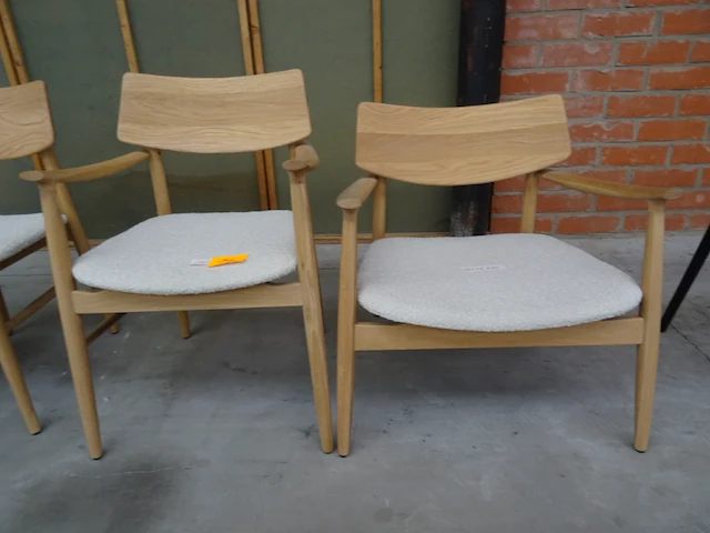 2x houten armstoel - afbeelding 1 van  3
