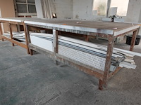 2x houten werktafel - afbeelding 1 van  3