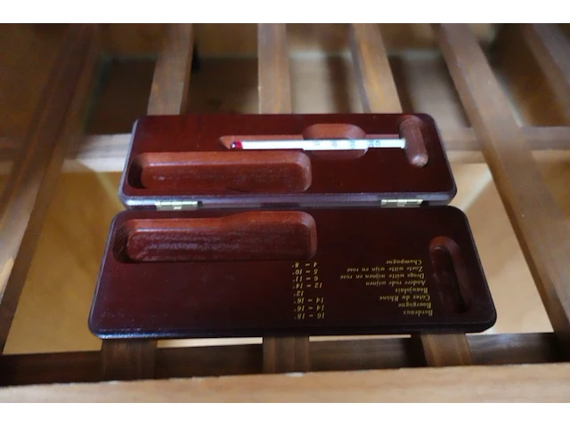 2x houten wijnklimaatkasten + inhoud wijn - afbeelding 2 van  6
