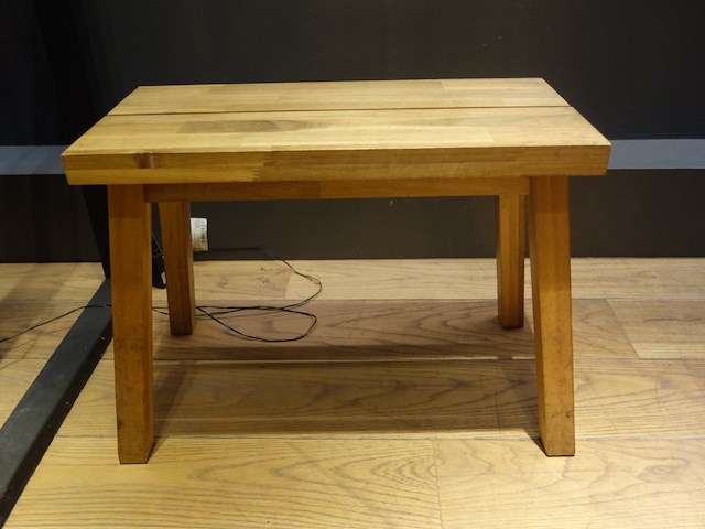 2x houten zitbankje - afbeelding 1 van  2