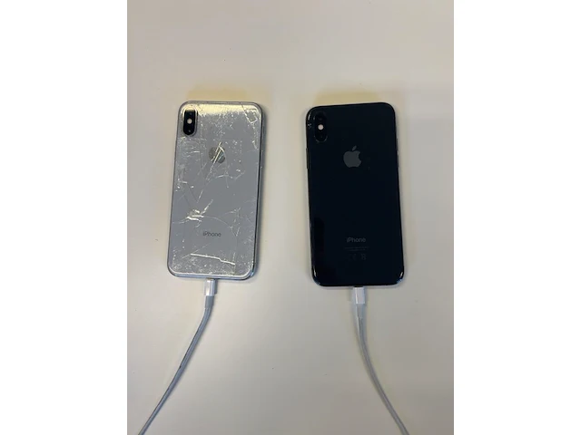 2x i-phone xs - afbeelding 2 van  2