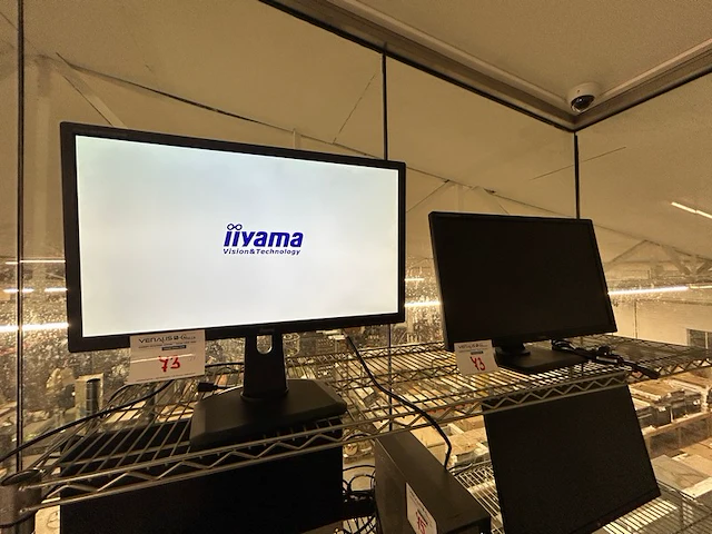 2x iiyama scherm - afbeelding 1 van  4