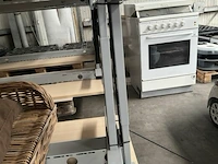 2x ijzeren burelen met houten blad - afbeelding 2 van  2