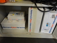 2x inhoud kast - afbeelding 6 van  15