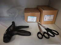 2x inhoud kast - afbeelding 7 van  15