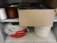 2x inhoud kast - afbeelding 8 van  15