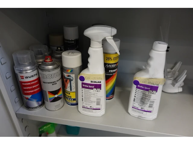 2x inhoud kast - afbeelding 11 van  13