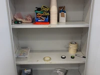 2x inhoud kast - afbeelding 12 van  13