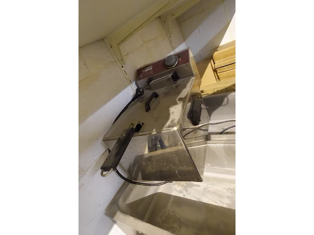 2x inox bainmarie + friteuse - afbeelding 3 van  4
