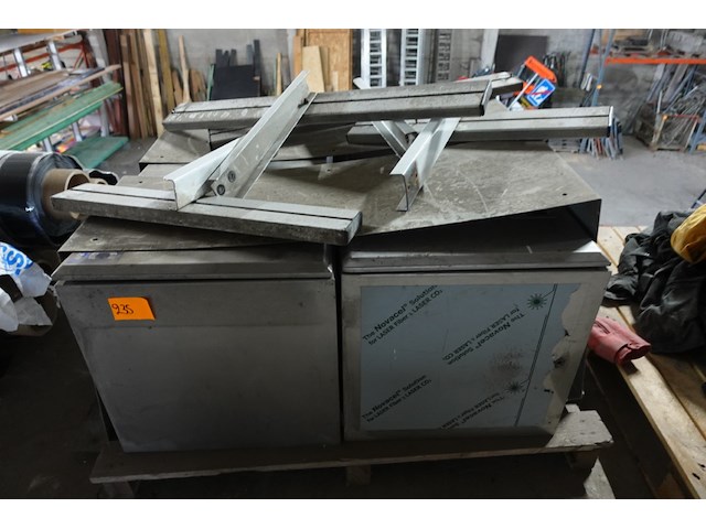 2x inox werfkoffer - afbeelding 1 van  2