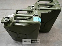 2x jerrycans 20l - afbeelding 1 van  1