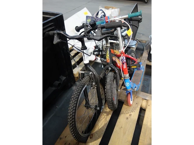 2x kinderfiets + step - afbeelding 2 van  5
