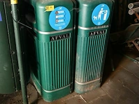 2x kunststof vuilbak - afbeelding 1 van  4