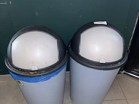2x kunststof vuilbak - afbeelding 1 van  1