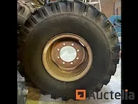 2x landbouwband loader 370-500/14.99-20 op velg 8 gaats - afbeelding 2 van  5