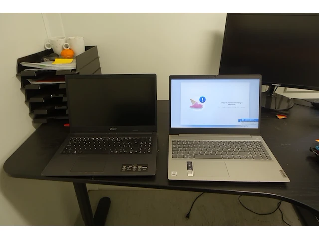 2x laptop - afbeelding 1 van  4
