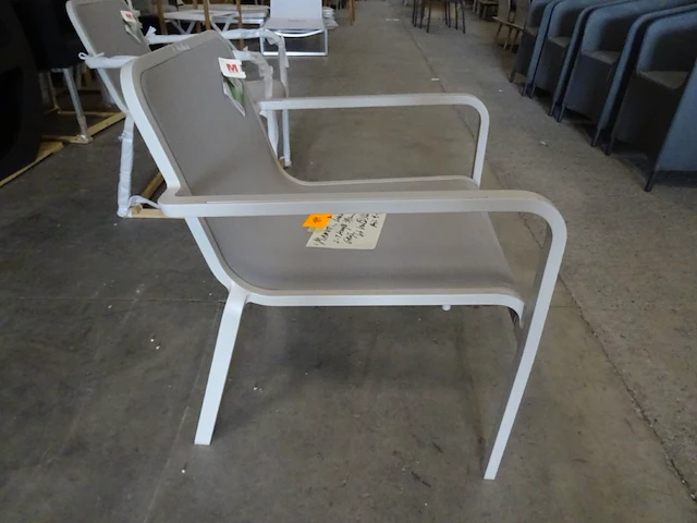 2x lowseater manutti - afbeelding 3 van  6