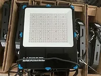 2x luxibel expoflood