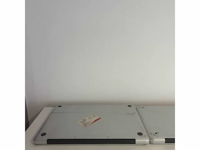 2x macbook pro - afbeelding 9 van  10