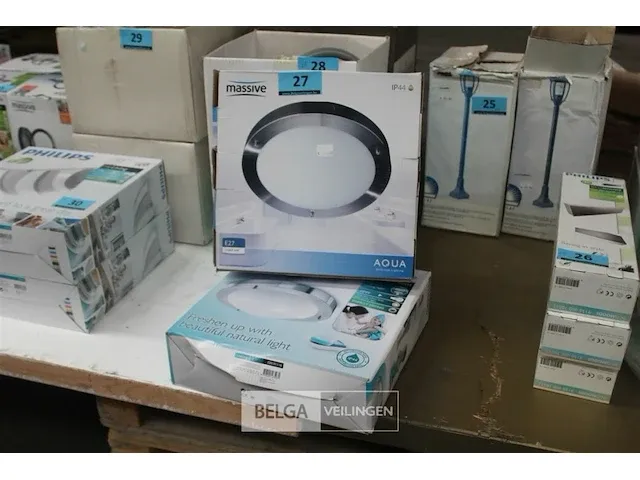 2x massive badkamer lampen - afbeelding 1 van  5