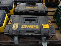 2x materiaalkoffer dewalt + inhoud - afbeelding 1 van  5
