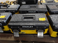 2x materiaalkoffer stanley + inhoud - afbeelding 1 van  3