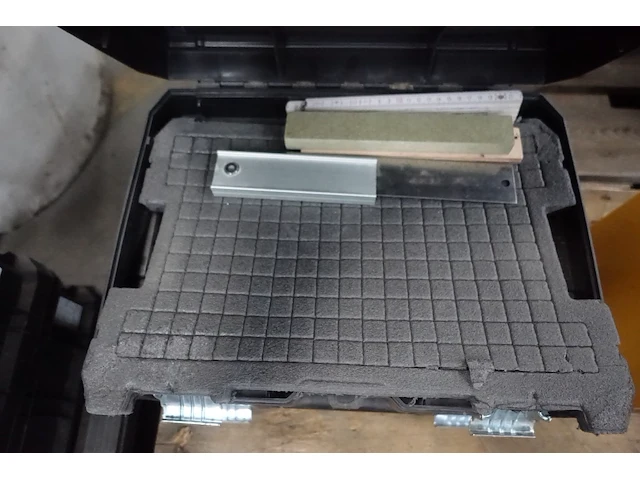 2x materiaalkoffer - afbeelding 3 van  4