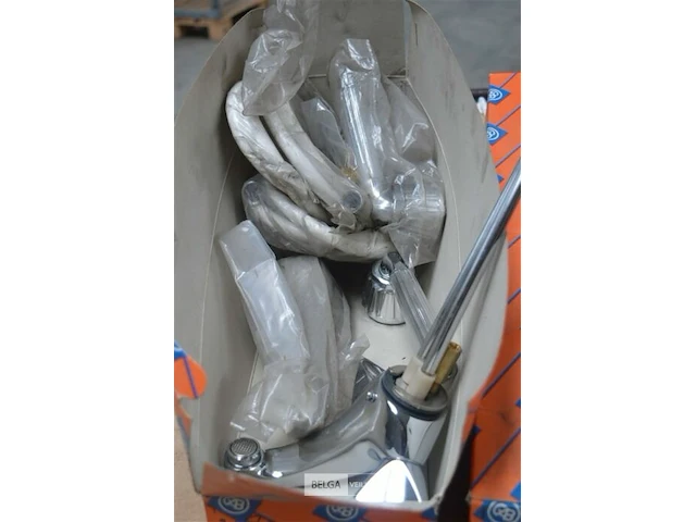 2x mengkraan bad met sproeiknop chrome - afbeelding 2 van  4
