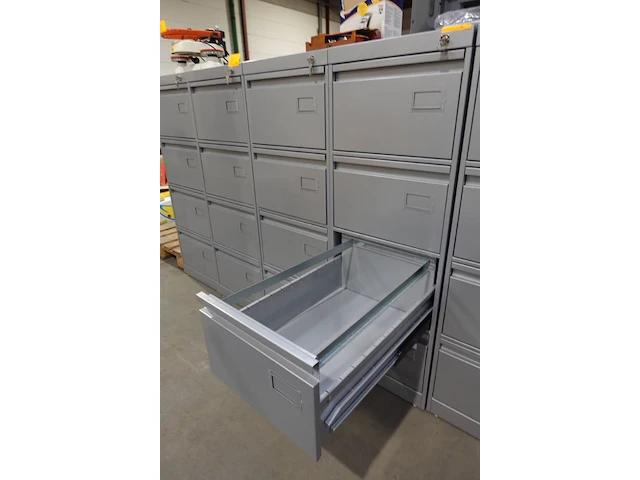 2x metalen dossierkast - afbeelding 3 van  3