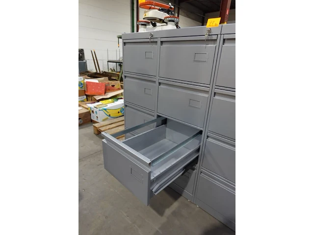 2x metalen dossierkast - afbeelding 3 van  4