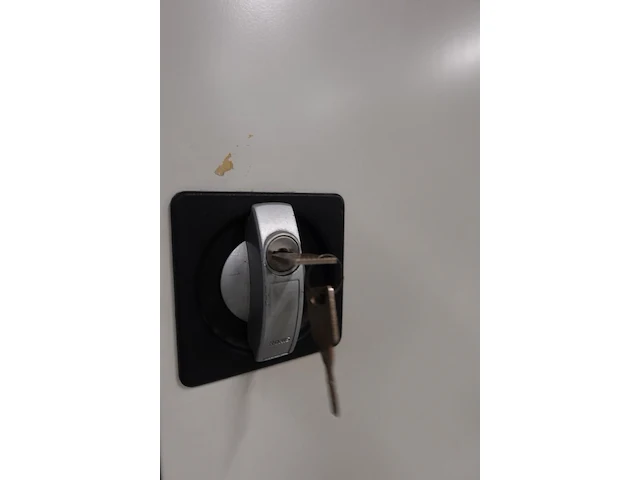 2x metalen dossierkast - afbeelding 2 van  3