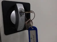 2x metalen dossierkast - afbeelding 2 van  4