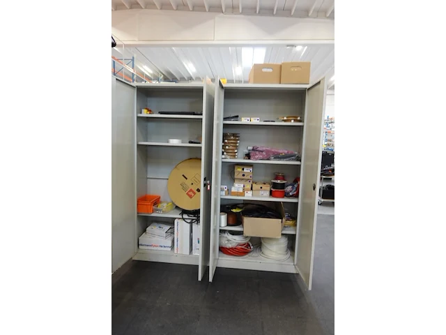 2x metalen dossierkast - afbeelding 4 van  4