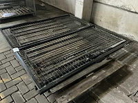 2x metalen hek - afbeelding 2 van  4