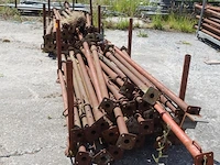 2x metalen houder + diverse stantsoenen - afbeelding 1 van  3